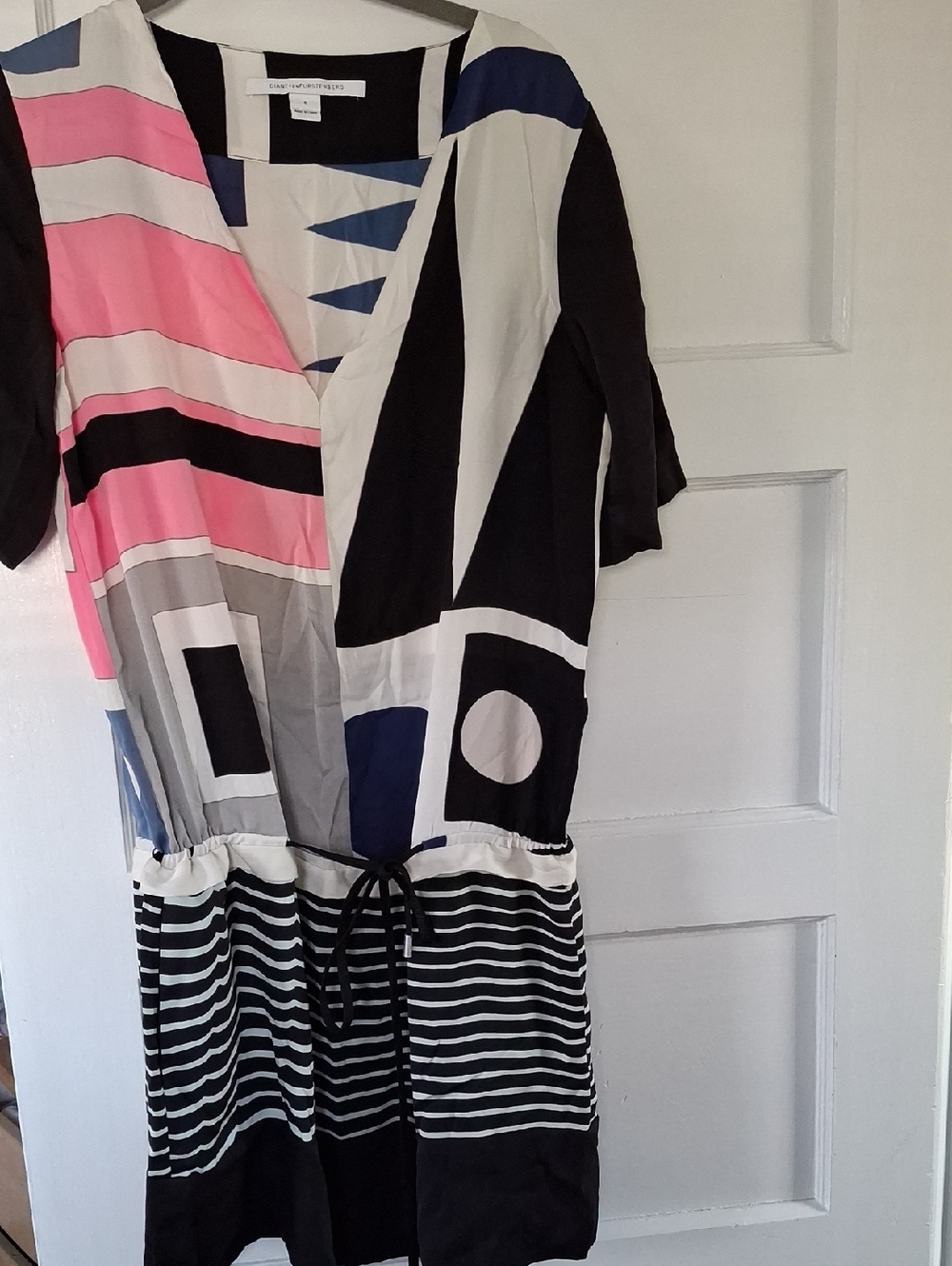Diane Von Furstenberg Black White Blue Print Skirt